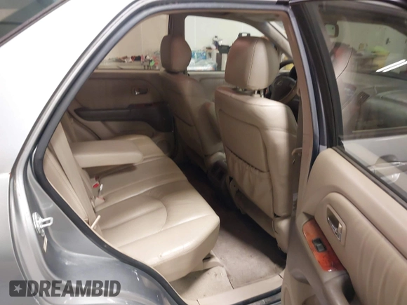 2002 Lexus RX with VIN JTJHF10U020292307, listed as a IAAI auction lot 41703412 with 221,843 mi miles and . Bid and sale history available at carsss.com. Image 8.