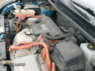 2017 Toyota RAV4 XLE z VIN JTMRJREV1HD151740, wystawiony jako IAAI lot #43007416 z przebiegiem 135 148 mil mil oraz . Historia ofert i sprzedaży dostępna na DreamBid. Obrazek 18.