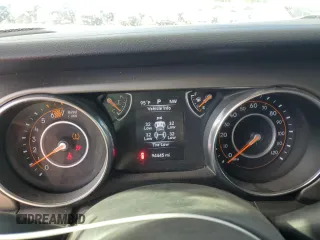 2018 Jeep Wrangler Unlimited Sport with VIN 1C4HJXDN0JW298109, listed as a Copart auction lot 52991795 with 94,445 mi miles and Salvage title. Bid and sale history available at DreamBid. Image 9.