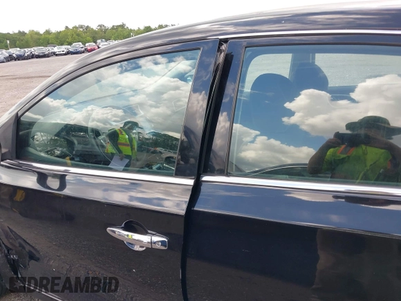 2014 Nissan Sentra S with VIN 3N1AB7AP2EY204043, listed as a IAAI auction lot 39647429 with 148,963 mi miles and . Bid and sale history available at DreamBid. Image 12.