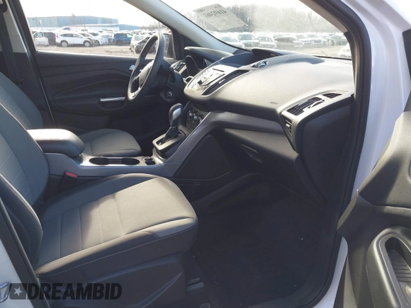 2015 Ford Escape SE with VIN 1FMCU9G94FUB89954, listed as a IAAI auction lot 41692461 with 66,739 mi miles. Bid and sale history available at carsss.com. Image 5.