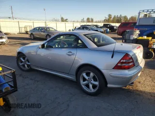 2004 Mercedes-Benz SLK-Class with VIN WDBKK65F44F307921, listed as a Copart auction lot 80109254 with 53,941 mi miles and Salvage Title. Bid and sale history available at carsss.com. Image 2.
