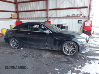 2017 Mercedes-Benz C 43 AMG z VIN WDDWK6EB4HF479202, wystawiony jako IAAI lot #41432277 z przebiegiem 50 378 mil mil oraz . Historia ofert i sprzedaży dostępna na DreamBid. Obrazek 13.
