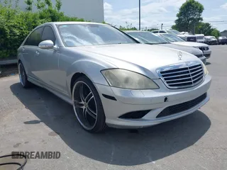 2007 Mercedes-Benz S 550 with VIN WDDNG71XX7A107346, listed as a IAAI auction lot 42090198 with 239,083 mi miles and . Bid and sale history available at DreamBid. Image 1.