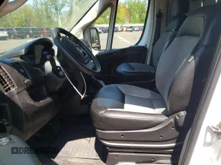 2021 Ram ProMaster Cargo with VIN 3C6LRVDG8ME558724, listed as a Copart auction lot 56369615 with 167,072 mi miles and Clean Title. Bid and sale history available at DreamBid. Image 7.