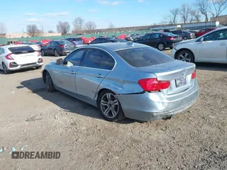 2012 BMW 3 Series 328i с VIN WBA3C1C55CF432664, выставлен на аукционе IAAI как лот 41334641 с пробегом Не указан миль и . История ставок и продаж доступна на DreamBid. Изображение 3.