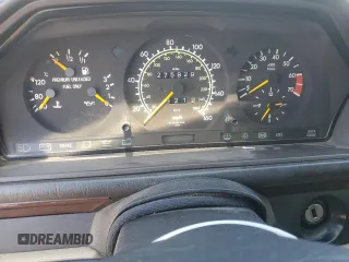 1993 Mercedes-Benz 400 with VIN WDBEA34E3PB937142, listed as a Copart auction lot 50444585 with 275,929 mi miles and Clean Title. Bid and sale history available at carsss.com. Image 9.
