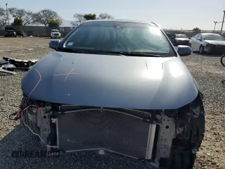 2022 Toyota Corolla SE with VIN JTDS4MCEXN3503519, listed as a Copart auction lot 51928405 with 32,900 mi miles and Salvage Title. Bid and sale history available at carsss.com. Image 5.
