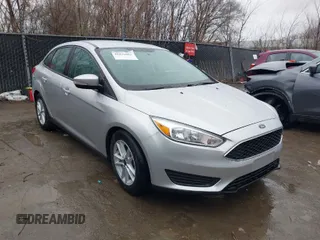 2018 Ford Focus SE with VIN 1FADP3F20JL306628, listed as a IAAI auction lot 41835004 with 28,070 mi miles. Bid and sale history available at carsss.com. Image 1.