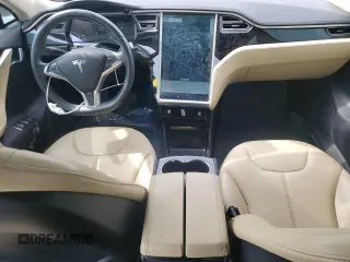 2013 Tesla Model S z VIN 5YJSA1CN8DFP22679, wystawiony jako Copart lot #51812615 z przebiegiem 1 211 mil mil oraz Czysty tytuł • Clean title. Historia ofert i sprzedaży dostępna na DreamBid. Obrazek 8.