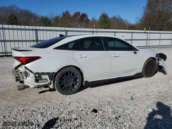 2021 Toyota Avalon TRD with VIN 4T1FZ1FB4MU068553, listed as a Copart auction lot 81767634 with 30,777 mi miles and Clean Title. Bid and sale history available at carsss.com. Image 3.