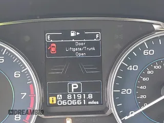 2015 Subaru Impreza Limited с VIN JF1GJAS60FH015021, выставлен на аукционе IAAI как лот 41620384 с пробегом 60 661 миль миль и . История ставок и продаж доступна на DreamBid. Изображение 15.