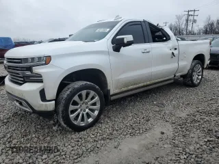 2019 Chevrolet Silverado 1500 High Country with VIN 1GCUYHEL4KZ404588, listed as a Copart auction lot 46918965 with 157,786 mi miles and Clean Title. Bid and sale history available at carsss.com. Image 1.