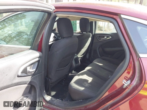 2015 Chrysler 200 Limited with VIN 1C3CCCAB6FN741128, listed as a IAAI auction lot 41933248 with 205,253 mi miles. Bid and sale history available at carsss.com. Image 8.