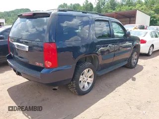 2007 GMC Yukon z VIN 1GKEK13077J129718, wystawiony jako IAAI lot #42449926 z przebiegiem 265 031 mil mil oraz . Historia ofert i sprzedaży dostępna na DreamBid. Obrazek 4.