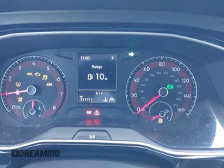 2019 Volkswagen Jetta S z VIN 3VWC57BU9KM223304, wystawiony jako IAAI lot #41722624 z przebiegiem 111 751 mil mil oraz . Historia ofert i sprzedaży dostępna na DreamBid. Obrazek 7.