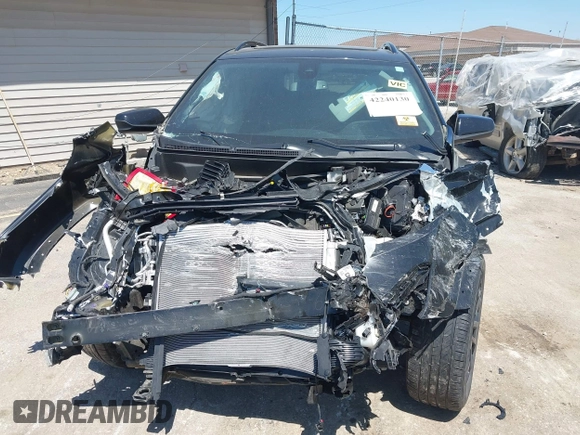 2020 GMC Terrain SLE с VIN 3GKALTEV5LL164602, выставлен на аукционе IAAI как лот 42240130 с пробегом Не указан миль и . История ставок и продаж доступна на DreamBid. Изображение 6.