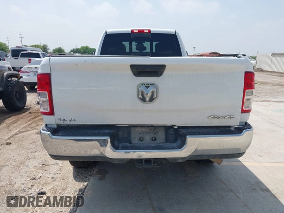2022 Ram 2500 Tradesman with VIN 3C6UR5HJ0NG125804, listed as a IAAI auction lot 41918930 with 114,232 mi miles. Bid and sale history available at carsss.com. Image 16.