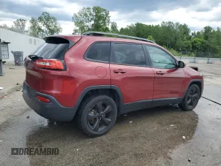 2017 Jeep Cherokee Limited z VIN 1C4PJLDB0HW580853, wystawiony jako Copart lot #57952305 z przebiegiem 245 375 mil mil oraz Szkoda całkowita • Salvage title. Historia ofert i sprzedaży dostępna na DreamBid. Obrazek 3.