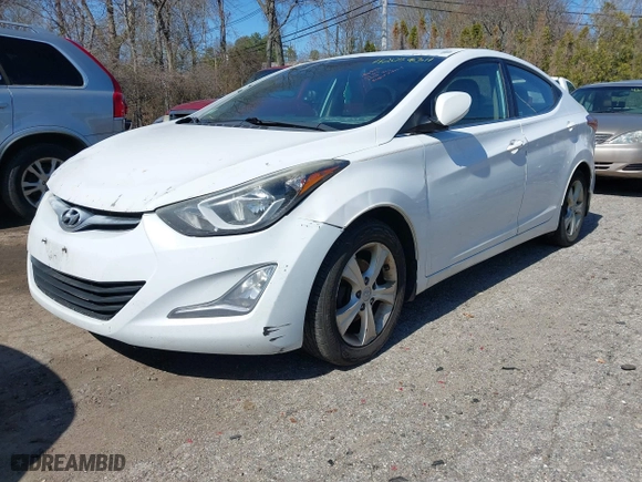 2016 Hyundai Elantra SE with VIN 5NPDH4AE0GH685643, listed as a IAAI auction lot 42058311 with 186,952 mi miles. Bid and sale history available at carsss.com. Image 20.
