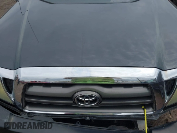 2010 Toyota Tacoma z VIN 5TEUU4EN7AZ747162, wystawiony jako IAAI lot #41899480 z przebiegiem Nie podano mil oraz . Historia ofert i sprzedaży dostępna na DreamBid. Obrazek 9.