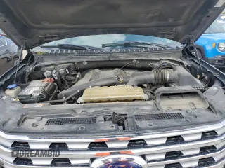 2020 Ford Expedition Max Limited z VIN 1FMJK2AT9LEA21564, wystawiony jako Copart lot #57528845 z przebiegiem 216 892 mil mil oraz Szkoda całkowita • Salvage title. Historia ofert i sprzedaży dostępna na DreamBid. Obrazek 11.