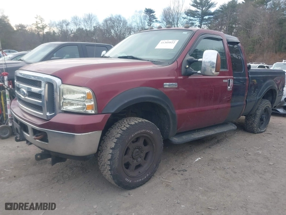2005 Ford Super Duty F-250 XL with VIN 1FTSX21535EA27133, listed as a IAAI auction lot 41305022 with 179,174 mi miles. Bid and sale history available at carsss.com. Image 17.