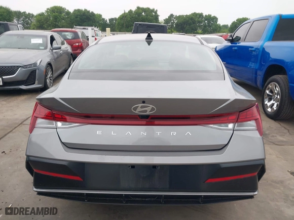 2025 Hyundai Elantra SEL Convenience with VIN KMHLS4DG2SU878316, listed as a IAAI auction lot 41943775 with 13,912 mi miles. Bid and sale history available at carsss.com. Image 15.