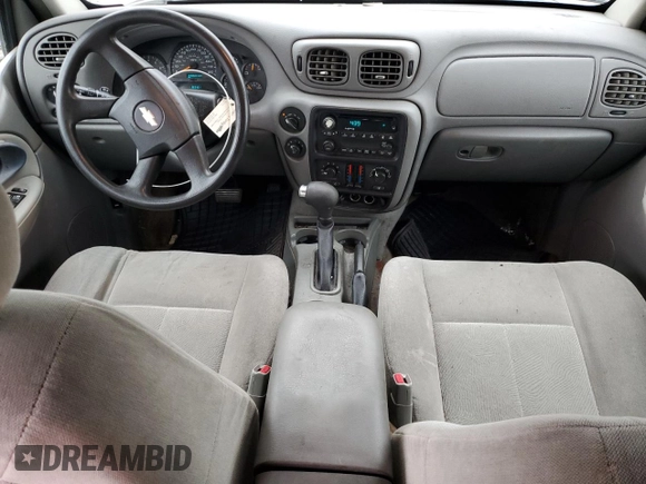 2005 Chevrolet TrailBlazer LT with VIN 1GNDT13S652157840, listed as a Copart auction lot 73091213 with 163,461 mi miles and Non Repairable. Bid and sale history available at DreamBid. Image 8.