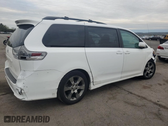 2012 Toyota Sienna SE with VIN 5TDXK3DC6CS185557, listed as a Copart auction lot 53316495 with 131,898 mi miles and Salvage Title. Bid and sale history available at carsss.com. Image 3.