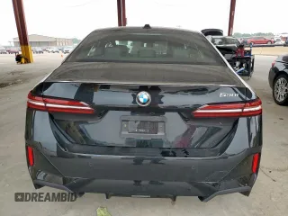 2025 BMW 5 Series 530i с VIN WBA43FJ06SCT74637, выставлен на аукционе Copart как лот 57398745 с пробегом 10 580 миль миль и Чистый • Clean title. История ставок и продаж доступна на DreamBid. Изображение 6.
