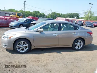 2013 Nissan Altima SL with VIN 1N4AL3APXDC210740, listed as a IAAI auction lot 42421943 with 67,378 mi miles and . Bid and sale history available at DreamBid. Image 14.