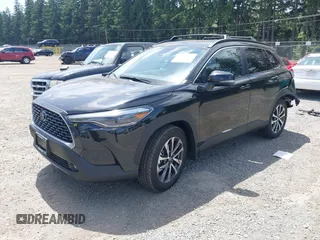 2025 Toyota Corolla Cross XLE with VIN 7MUDAABG4SV132327, listed as a IAAI auction lot 42500170 with 1,011 mi miles and . Bid and sale history available at DreamBid. Image 18.