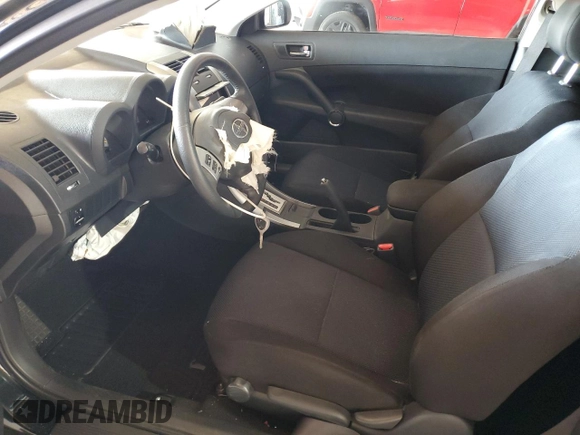 2006 Scion tC z VIN JTKDE177X60065130, wystawiony jako Copart lot #54946675 z przebiegiem 60 926 mil mil oraz Szkoda całkowita • Salvage title. Historia ofert i sprzedaży dostępna na DreamBid. Obrazek 7.