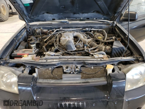 2003 Nissan Frontier SVE with VIN 1N6MD27Y83C412552, listed as a Copart auction lot 82394664 with 204,368 mi miles and Clean title. Bid and sale history available at DreamBid. Image 11.