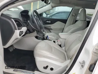 2019 Jeep Cherokee Limited with VIN 1C4PJMDN0KD211509, listed as a Copart auction lot 51457195 with 82,467 mi miles and Clean Title. Bid and sale history available at carsss.com. Image 7.