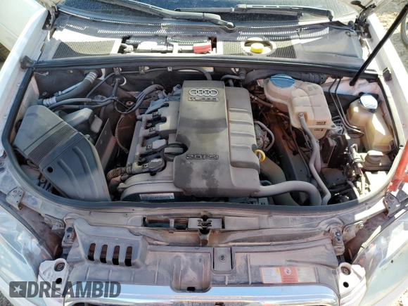 2009 Audi A4 2.0T z VIN WAUAF48H79K007675, wystawiony jako Copart lot #44051015 z przebiegiem 91 333 mil mil oraz Szkoda całkowita • Salvage title. Historia ofert i sprzedaży dostępna na DreamBid. Obrazek 12.