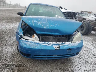 2007 Ford Focus S with VIN 1FAHP31NX7W178022, listed as a Copart auction lot 44641585 with Not Provided miles and Salvage Title. Bid and sale history available at DreamBid. Image 5.