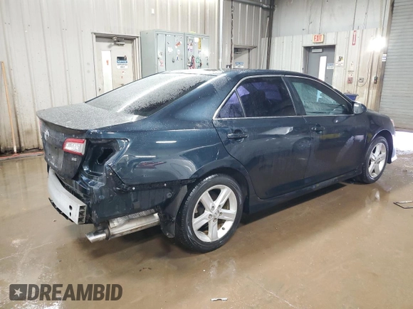 2014 Toyota Camry L with VIN 4T1BF1FK0EU403333, listed as a Copart auction lot 51128375 with 89,777 mi miles and Salvage Title. Bid and sale history available at carsss.com. Image 3.