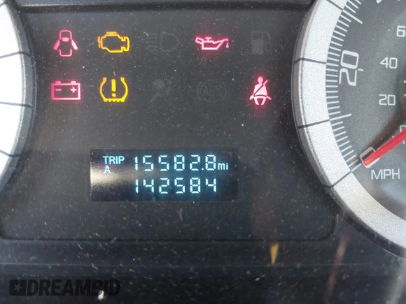 2008 Ford Escape XLS z VIN 1FMCU02Z28KC00547, wystawiony jako IAAI lot #42540493 z przebiegiem 142 584 mil mil oraz . Historia ofert i sprzedaży dostępna na DreamBid. Obrazek 7.