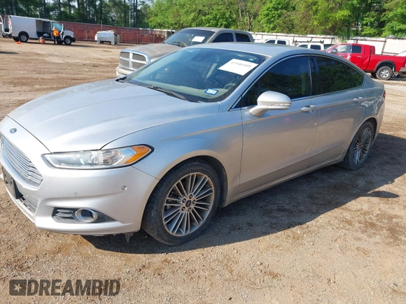 2014 Ford Fusion SE with VIN 3FA6P0HD9ER231067, listed as a IAAI auction lot 41946109 with 265,233 mi miles. Bid and sale history available at carsss.com. Image 2.