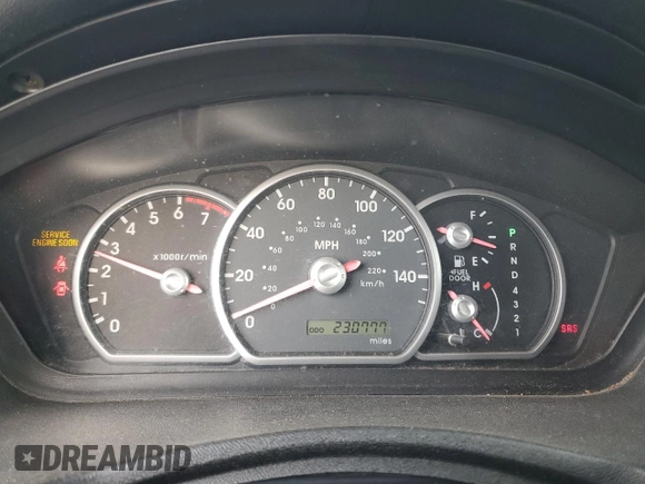 2005 Mitsubishi Endeavor LS z VIN 4A4MN21S35E069007, wystawiony jako Copart lot #76840484 z przebiegiem 230 777 mil mil oraz Szkoda całkowita • Salvage title. Historia ofert i sprzedaży dostępna na DreamBid. Obrazek 9.