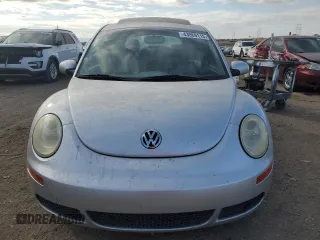 2008 Volkswagen New Beetle Coupe S with VIN 3VWRW31C18M501775, listed as a Copart auction lot 43069115 with 144,604 mi miles and Clean Title. Bid and sale history available at carsss.com. Image 5.