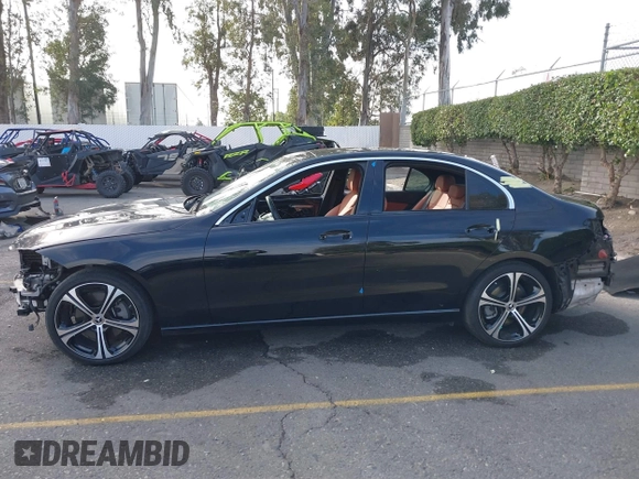 2022 Mercedes-Benz C 300 with VIN W1KAF4GB8NR064247, listed as a IAAI auction lot 40950205 with 24,313 mi miles and . Bid and sale history available at DreamBid. Image 15.