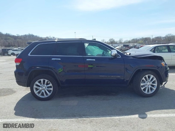 2017 Jeep Grand Cherokee Limited with VIN 1C4RJFBGXHC789995, listed as a IAAI auction lot 41805454 with 35,122 mi miles. Bid and sale history available at carsss.com. Image 13.