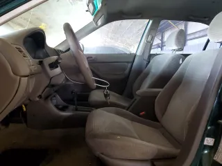 2000 Honda Civic VP z VIN 2HGEJ6612YH559659, wystawiony jako Copart lot #42545185 z przebiegiem 220 343 mil mil oraz Czysty tytuł • Clean title. Historia ofert i sprzedaży dostępna na DreamBid. Obrazek 7.