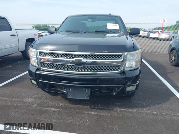2010 Chevrolet Silverado 1500 LT with VIN 1GCSKSE38AZ162652, listed as a IAAI auction lot 42117886 with 228,980 mi miles and . Bid and sale history available at DreamBid. Image 12.