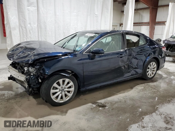 2019 Toyota Camry LE with VIN 4T1B11HK6KU799839, listed as a Copart auction lot 49352455 with 29,628 mi miles and Salvage Title. Bid and sale history available at carsss.com. Image 1.