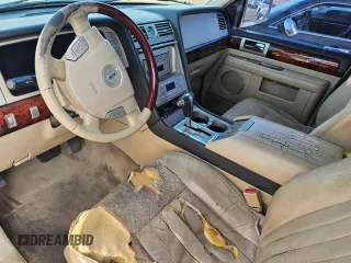 2005 Lincoln Navigator Luxury with VIN 5LMFU27505LJ03963, listed as a Copart auction lot 74637264 with 0 mi miles and Clean Title. Bid and sale history available at carsss.com. Image 9.