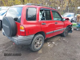 2004 Chevrolet Tracker with VIN 2CNBJ134846906738, listed as a IAAI auction lot 40833676 with 176,004 mi miles and . Bid and sale history available at DreamBid. Image 4.